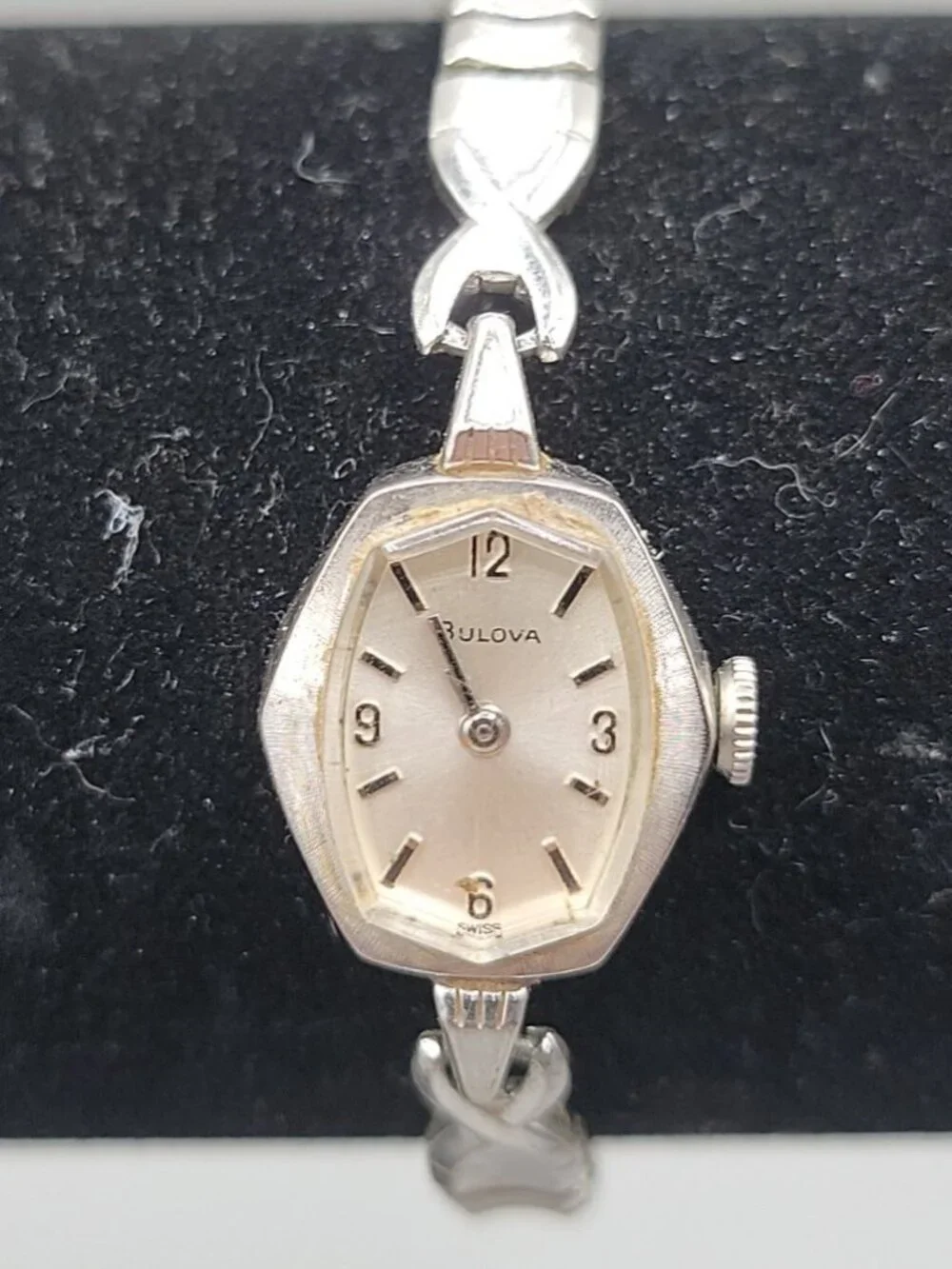 Vintage Bulova Ladies 1950s Infinity Wind Watch 10krgp 17 Jewels Swiss 17mm 6